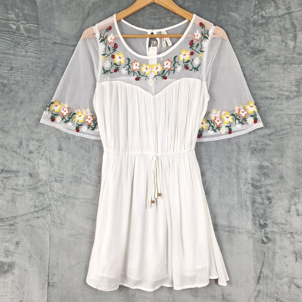Womens Dress Medium White Gauze Boho Sheer Floral Embroidered Fairy Cottage NWT